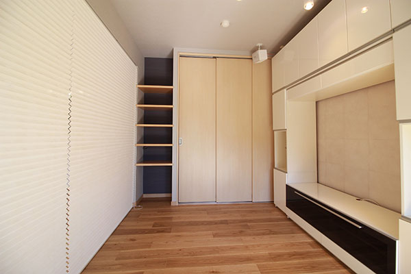 �X�N���[���Ԏd�؂�